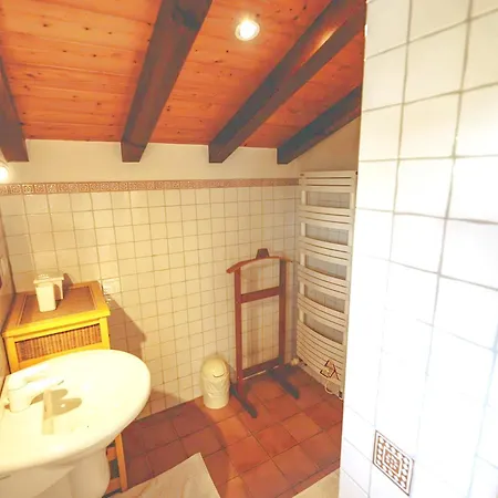 Jolie Maison Familialeanglet Дом отдыха *